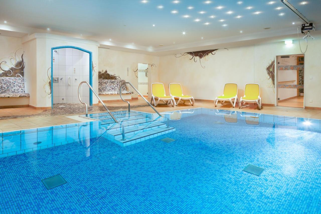 "Viktoria Ferienhaus" - Annehmlichkeiten Von 4-Sterne Familien-Und Wellnesshotel Viktoria Koennen Mitbenutzt Werden Oberstdorf Exterior foto